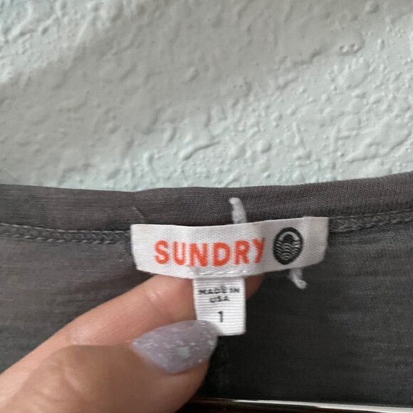 Sundry Gray Camouflage Long Sleeve V-Neck Shirt Size 1 Womens Small Pima Cotton - Picture 3 of 7